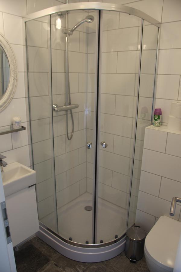 Private And Peaceful One Bedroom Apartments بورغارنيس المظهر الخارجي الصورة